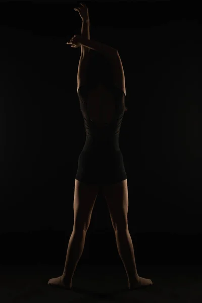 Joven Bailarina Femenina Está Teniendo Una Gran Postura Espalda Silueta — Foto de Stock