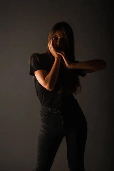 Young Beautiful Girl Posing Studio Grey Background — Stock Photo, Image