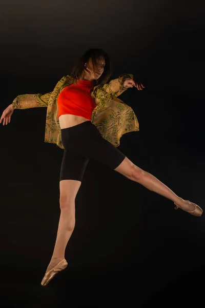 Ballerina Sta Avendo Una Postura Perfetta Salti Balletto — Foto Stock