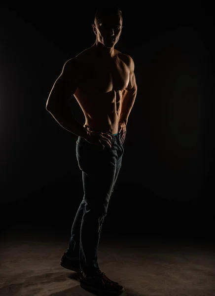 Attractive Handsome Guy Posing Topless Studio Silhouette — Stock Photo, Image