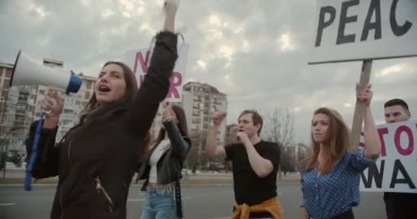Protesty Proti Válce Cílem Zastavit Válku Ukrajině Protestující Protestují Podporují — Stock video
