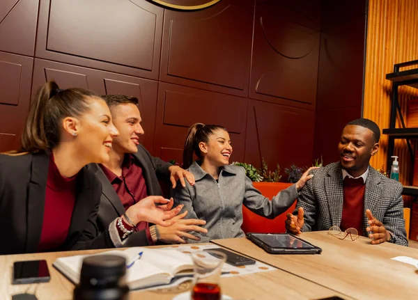 Group Multiracial Busniess People Laughing Talking — Stockfoto