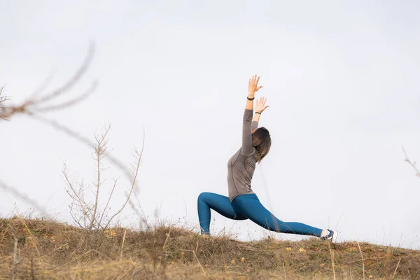 Amazing Active Woman Stretching Ground Training — Stock Photo, Image