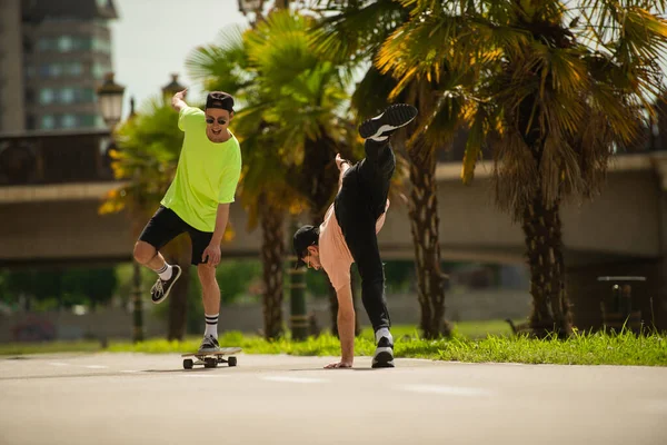 Two Handsome Fit Guys Having Crazy Fun Time Together — ストック写真