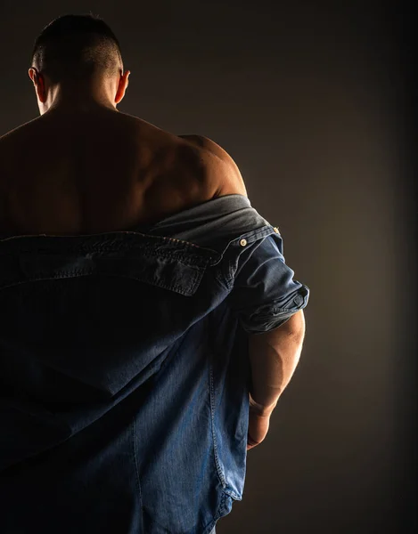 Attractive Handsome Guy Posing Back — Stockfoto