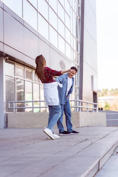 Cute Couple Playing Eachother While Standing Front Building — Stockfoto
