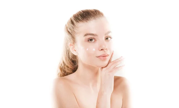 Beautiful Young Girl Fresh Skin Posing Putting Some Cream Her — Stok fotoğraf
