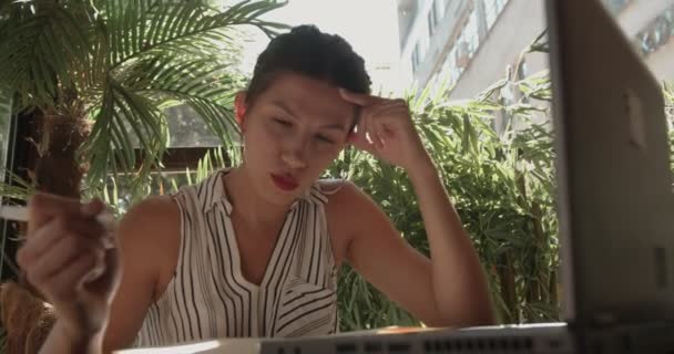 Business Woman Having Online Meeting Terrace Sunny Day — Stok video