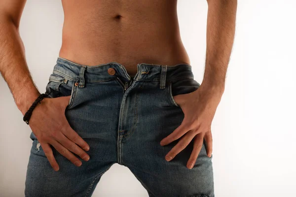 Lgbtq Masculino Sendo Sedutor Posando Para Sessão Fotográfica Para Mês — Fotografia de Stock