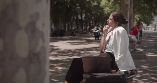 Business Woman Working Sitting Bench City Center Daytime — Video