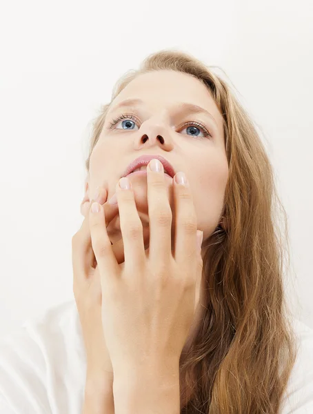 Portrato di bellezza giovane ragazza — Foto Stock