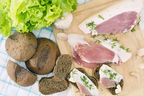 tuzlu domuz pastırması