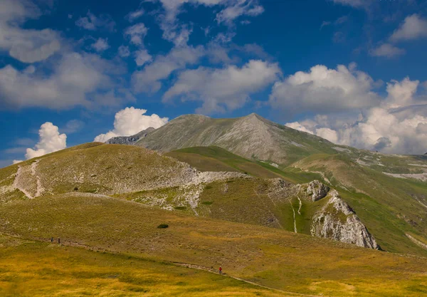 Marche Bölgesindeki Forca Presta Dan Vettore Dağının Panoramik Manzarası — Stok fotoğraf