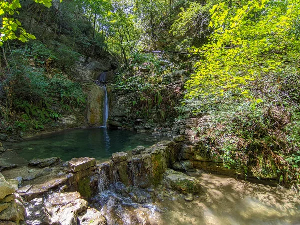 Idyllic Waterfall Forest Cagli Marche Region Summer Season Italy 스톡 사진