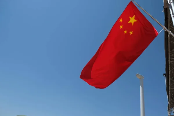 Bandeira Nacional China Está Agitando Vento — Fotografia de Stock