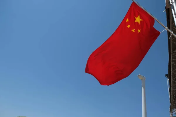 Bandeira Nacional China Está Agitando Vento — Fotografia de Stock