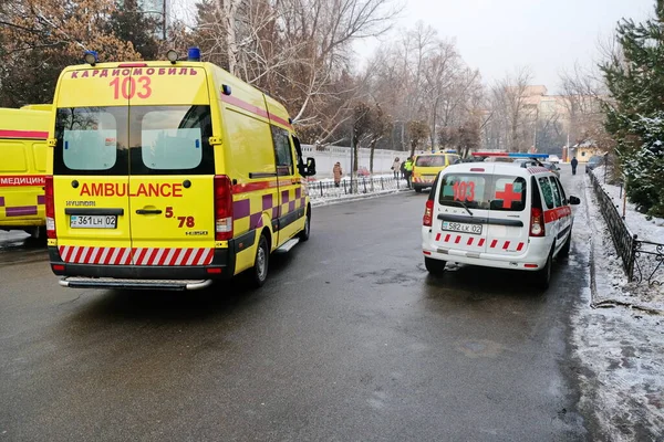 Almaty Kazakhstan 2020 Ambulance Drove Emergency Department City Hospital — Stockfoto