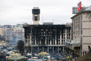 Kiev evromaydan. sendikaların yanık evi.