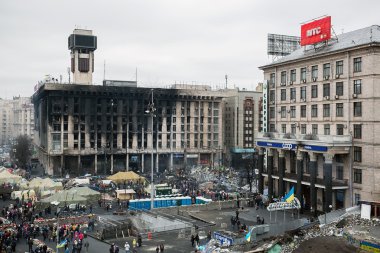 Kiev evromaydan. sendikaların yanık evi.