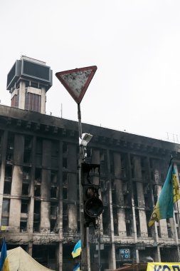 Kiev evromaydan. sendikaların yanık evi.