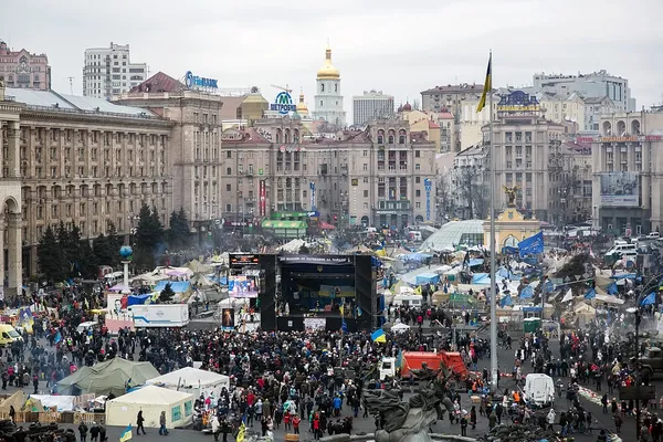 Evromaydan in Kiev. Independence Square after the revolution. — Stock Photo, Image