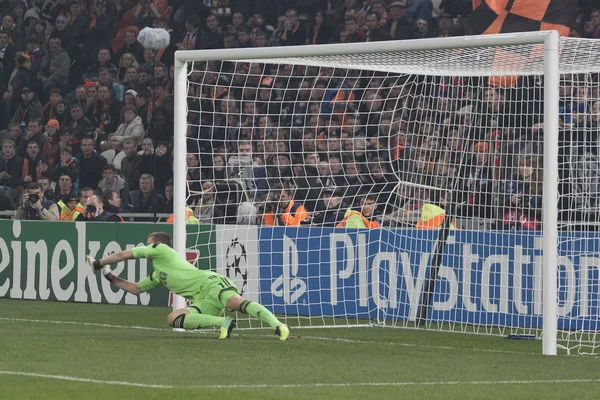 Leno résister aux avances Shakhtar — Photo