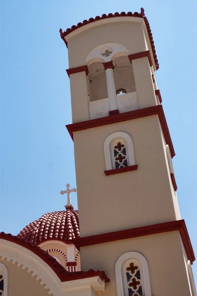 Stad kerk in georgioupolis, crete, Griekenland — Stockfoto