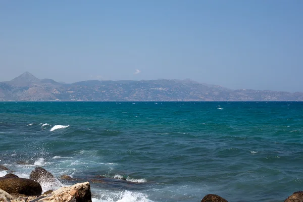 O mar na ilha de Creta — Fotografia de Stock