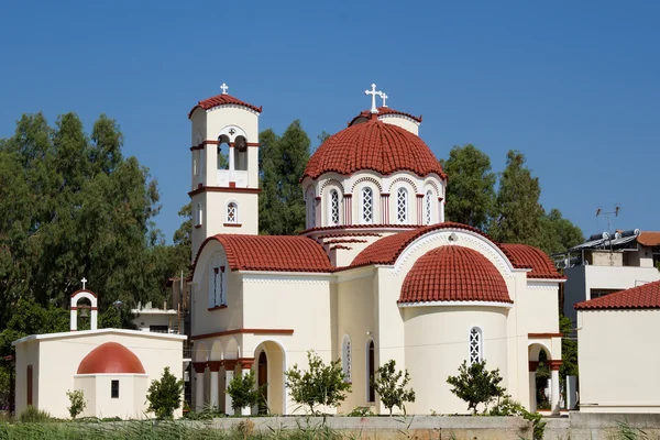 Stadtkirche in Georgioupolis — Stockfoto