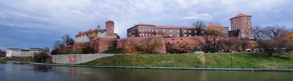 Panoramabild Över Wawels Slott Krakow Utsikt Från Floden Vistula — Stockfoto