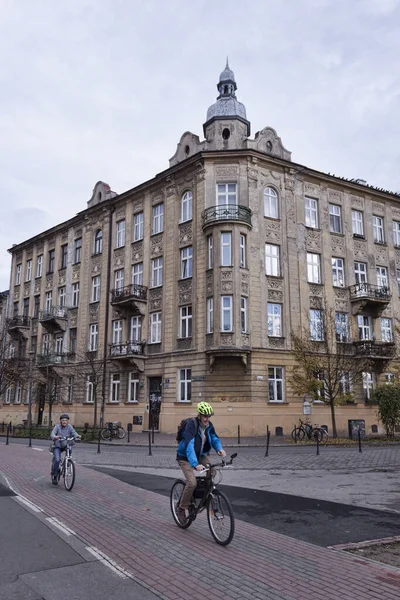 Krakow Poland Kasım 2021 Krakow Bisiklet Yollarında Sıklıkla Farklı Yaşlardaki — Stok fotoğraf