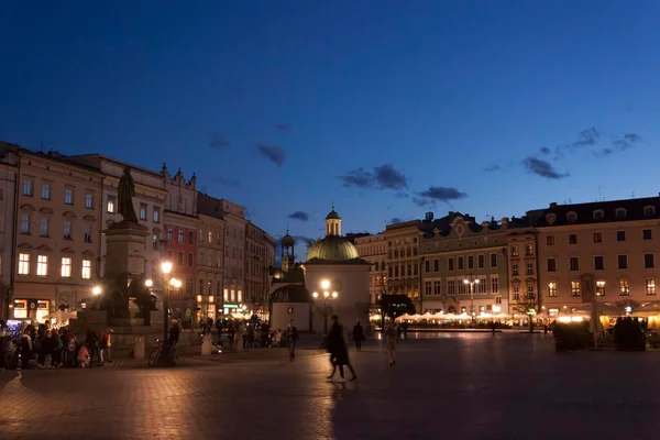 Krakow Polónia Novembro 2021 Praça Principal Cracóvia Noite — Fotografia de Stock