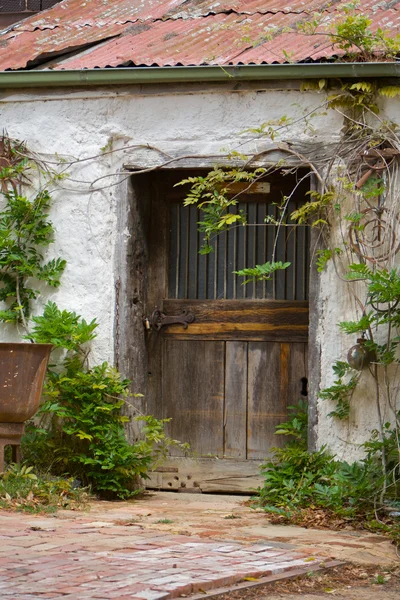 Puerta erosionada — Foto de Stock