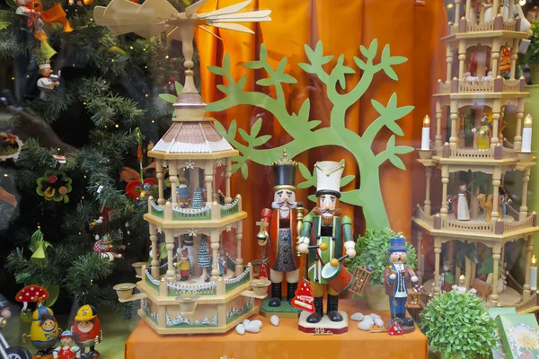 Рождество, витрина магазина — стоковое фото