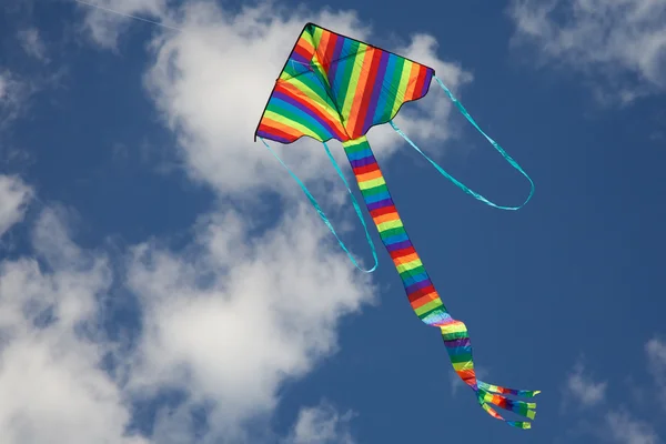 Kite vliegen — Stockfoto