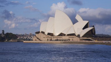 Avustralya'da Sydney opera binası Limanı