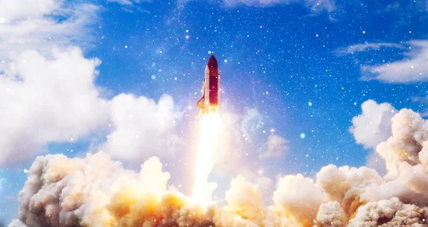 Pojem Obchodní Produkt Trhu Vesmírná Loď Vzlétla Hvězdné Obloze Raketová — Stock fotografie