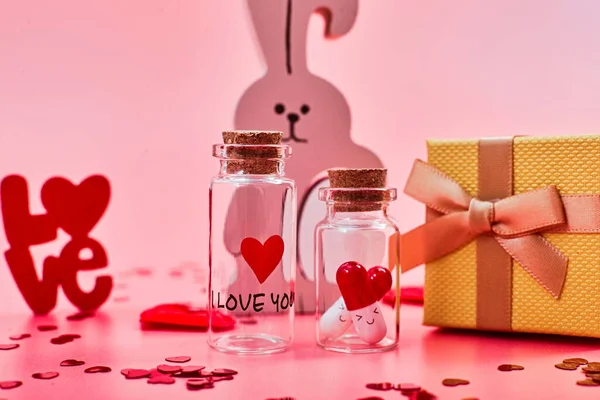Love Medicine Love You Tablets Jars Kissing Valentine Day Love — Fotografia de Stock