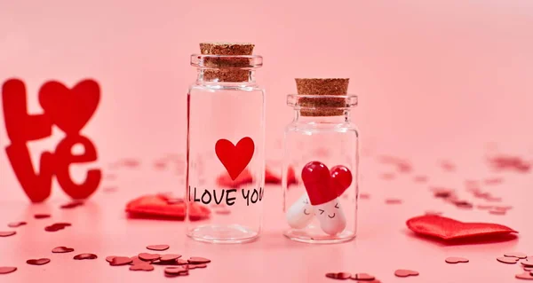 Love Medicine Love You Tablets Jars Kissing Valentine Day Love — Foto Stock