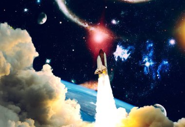 Uzay gemisi yıldızlı gökyüzüne doğru havalanıyor. Uzay Fırlatması. Bu görüntünün elementleri NASA tarafından desteklenmektedir