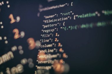 Bilgi işlem. Python kod bilgisayar ekranı. Mobil uygulama tasarımı kavramı.