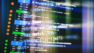 Web sitesi geliştirme. Sunucu kayıtları analizi. Programlama ve kodlama teknolojileri geliştiriyoruz. Ofiste web siteleri kodları üzerinde çalışan geliştirici.