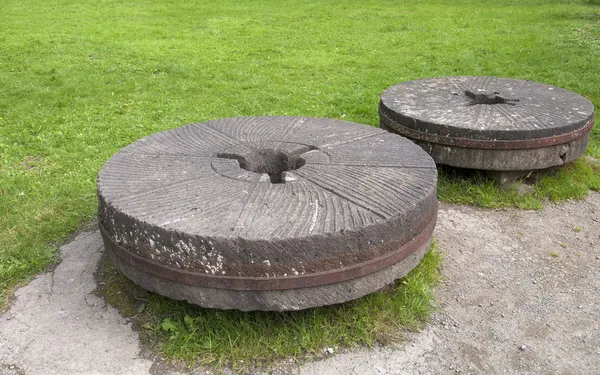 Millstones for the mill — Stock Photo, Image