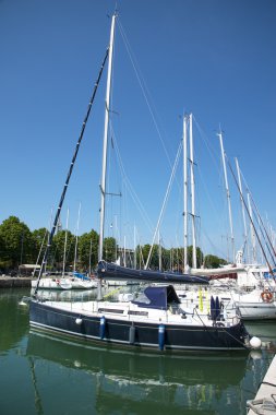 Marina Yat ile