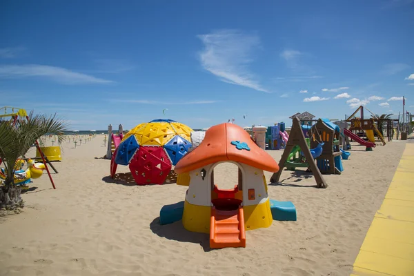 Strand lekplats för barn — Stockfoto