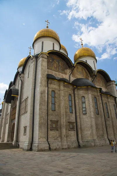 Catedral de la Asunción en el Kremlin — Foto de Stock