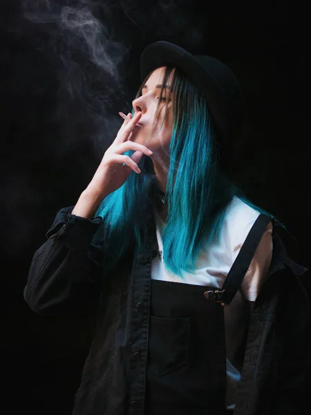 Emo Girl Smoking Cigarette Street Punk Hipster Woman Blue Colorful — Stock Photo, Image