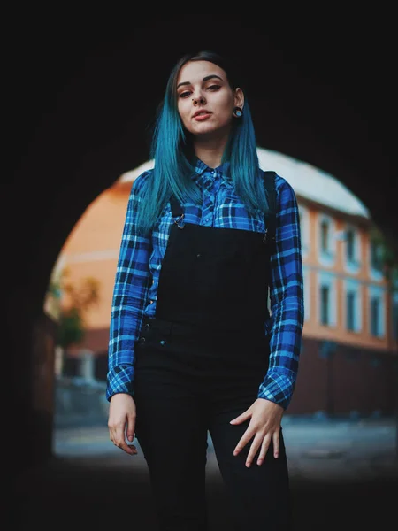 Street Punk Hipster Girl Blue Dyed Hair Woman Piercing Nose — Stock Fotó
