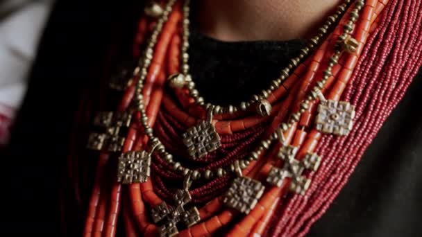 Demonstrating Traditional Antique Jewelry Necklace National Costume Ukraine Ukrainian Woman — Stockvideo