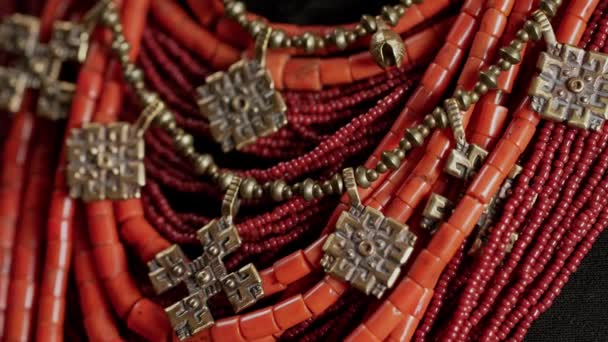 Demonstrating Traditional Antique Jewelry Necklace National Costume Ukraine Ukrainian Woman — Stockvideo